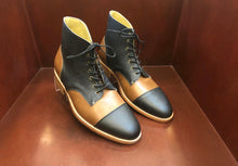 Load image into Gallery viewer, Ronald Black &amp; Tan Men&#39;s Boots
