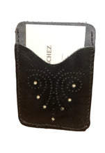 Load image into Gallery viewer, Hand made men&#39;s leather slim wallet built for style &amp; utility. It has 2 discrete pockets.  Zapato Sanchez men&#39;s wallets will fit up to 10 cards, but once additional cards are added, the leather will conform to the extra cards added. But keep in mind, that once the leather stretches to conform to the cards, the leather will not return to its original shape.   Crafted in Canada at West Edmonton Mall, this everyday companion is a great gift for the man who appreciates and understated elegance.

