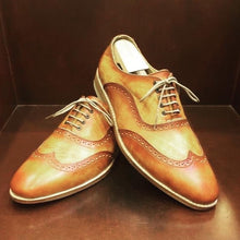Load image into Gallery viewer, Romeo wing tip hand painted British Tan
