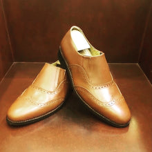 Load image into Gallery viewer, Landon Wing Tip Chestnut
