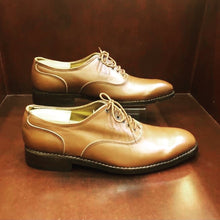 Load image into Gallery viewer, Andres Oxford Chestnut men&#39;s shoes
